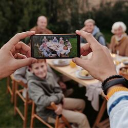 Family eating at a reunion by askar abayev on Unsplash